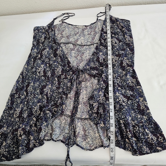 Free People Boho Floral Tie Front Tank Top Ruffle Hem Blue Size S - Picture 9 of 11